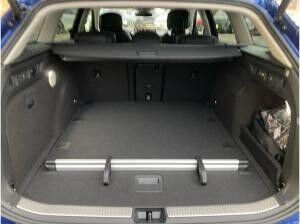 Skoda Superb Combi SELECTION 2.0TDI PANO.AHK.LICHT+SICHT.WINTER.FAMILIE