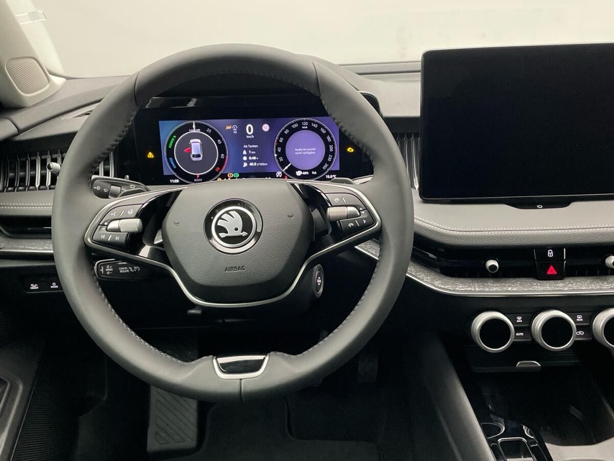 Skoda Superb Combi (NZ5)