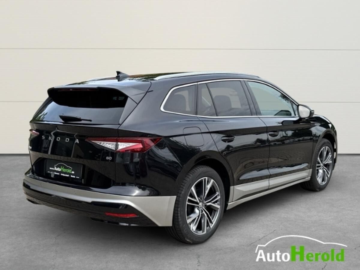 Skoda ENYAQ Enyaq 60 Loft *Black Deal*