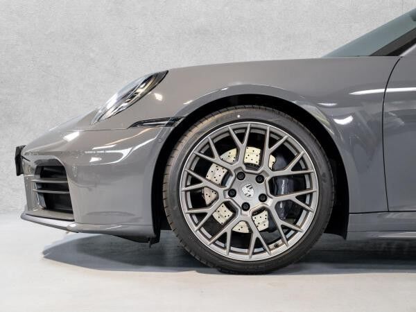 Porsche 911 (Typ 992)