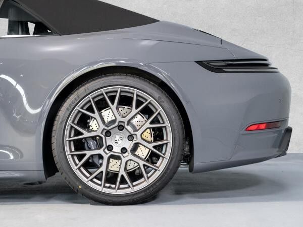Porsche 911 (Typ 992)