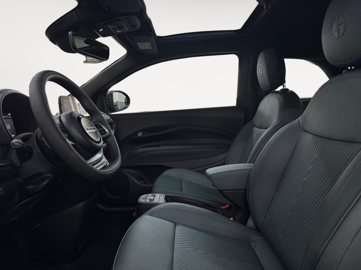 Fiat 500e 🔥Giorgio Armani Collectors Edition🔥 ⚡TOP ANGEBOT🎉