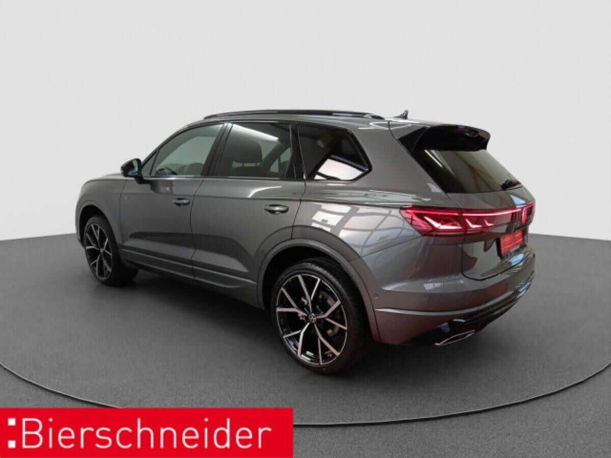 Volkswagen Touareg R-Line 3.0 TDI 4M. *22"/AHK/LUFT/PANO/STHZG/WR*