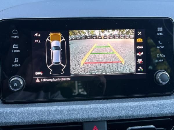 Skoda Kamiq Tour 1.5 TSI DSG *AHK, Matrix-LED, Kamera,