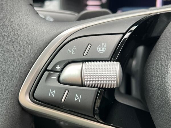 Skoda Kamiq Tour 1.5 TSI DSG *AHK, Matrix-LED, Kamera,