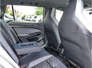 Volkswagen Golf Variant R-Line 2,0 l TDI