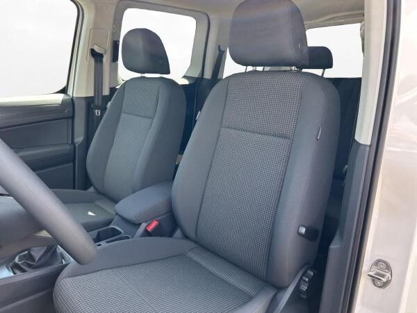 Volkswagen Caddy 2.0 TDI 5-Sitzer LED+CARPLAY+GRA+PDC