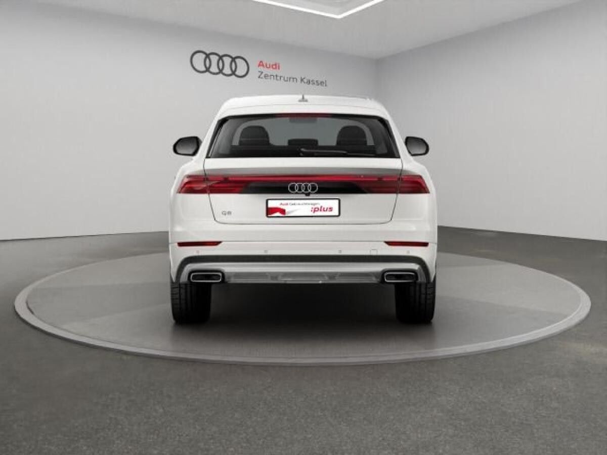 Audi Q8 SUV 55 TFSI e quattro NEUBESTELLUNG