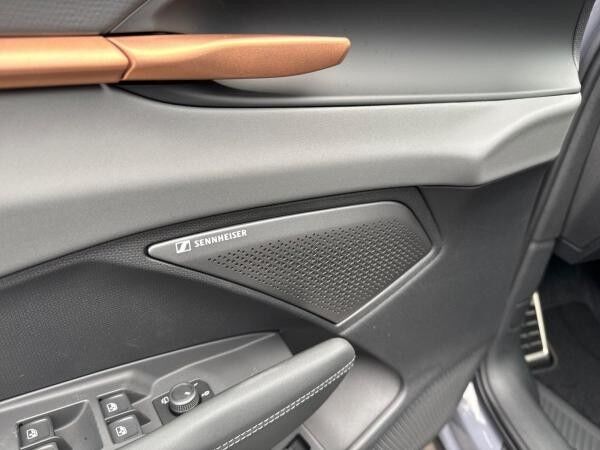 Cupra Terramar 1.5 eTSI DSG, DSG, NAVI, PANO, SENNHEISER, AHK