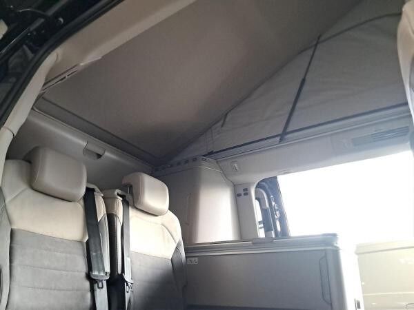 Volkswagen California Ocean TDI Navi LED SDHZ UPE 104.000 €