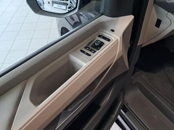 Volkswagen California Ocean TDI Navi LED SDHZ UPE 104.000 €