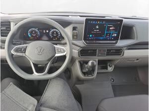 Volkswagen Crafter 35 Pritschenwagen Einzelkabine Motor: 2,0 l Getriebe: Heckantrieb 6-Gang-Schaltgetriebe Radstand: 44