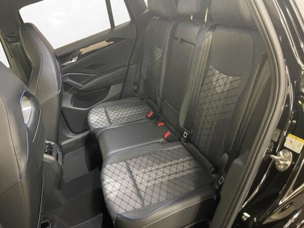 Volkswagen Tiguan R-Line 1,5 eHybrid Infotainment LM"20 AHK