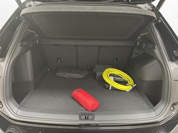 Volkswagen Tiguan R-Line 1,5 eHybrid Infotainment LM"20 AHK