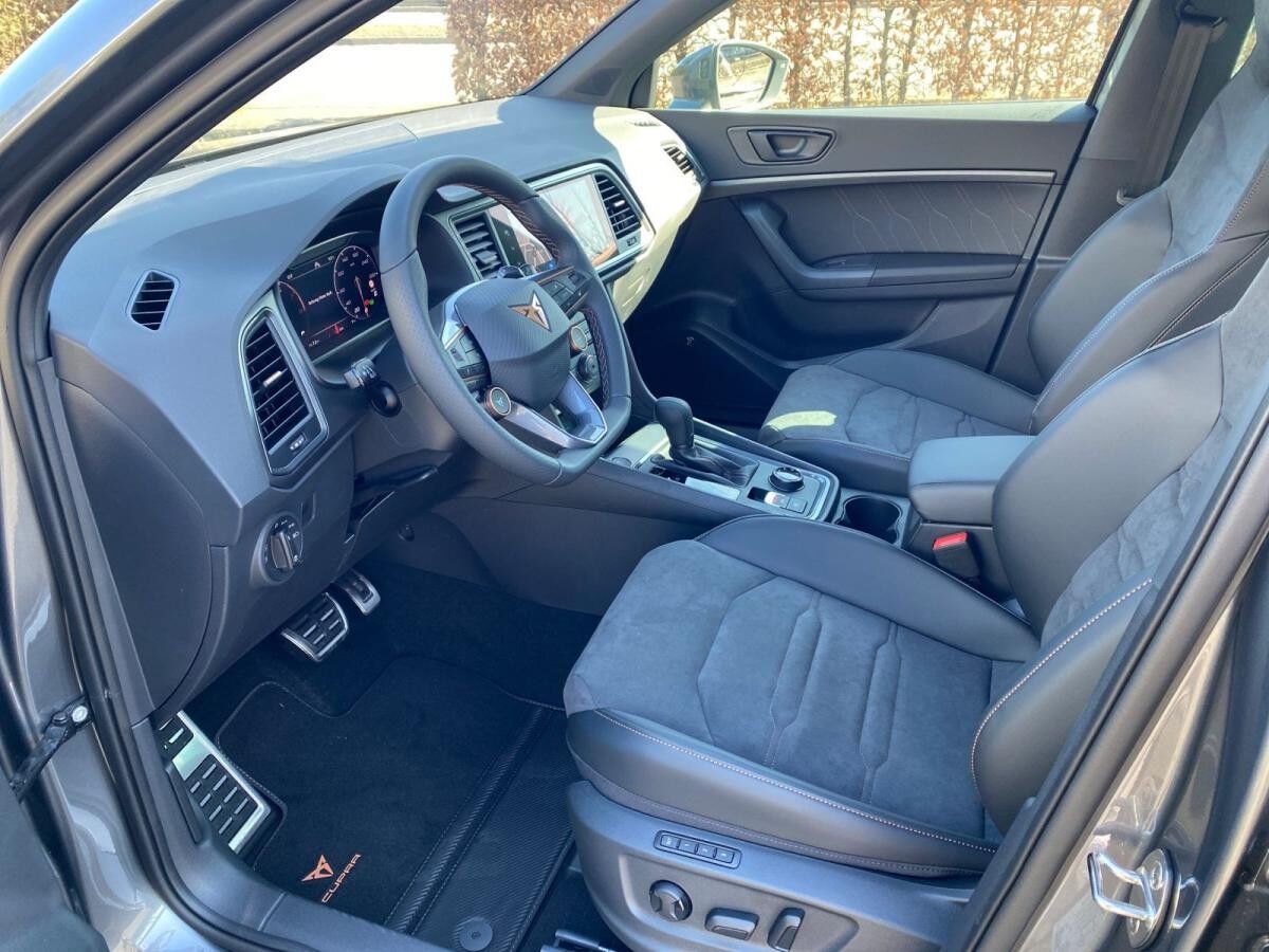 Cupra Ateca 2.0 TSI VZ 4Drive AHK, SHZ, LED