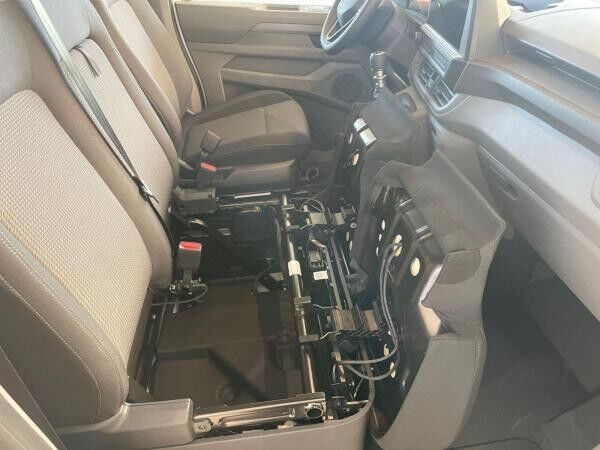 Volkswagen Transporter T7 Kasten 2.0 TDI LR AHK KLIMA PDC LED