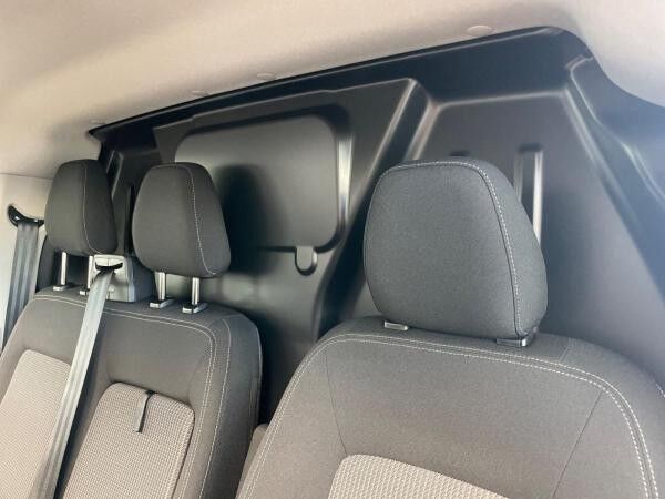 Volkswagen Transporter T7 Kasten 2.0 TDI LR AHK KLIMA PDC LED