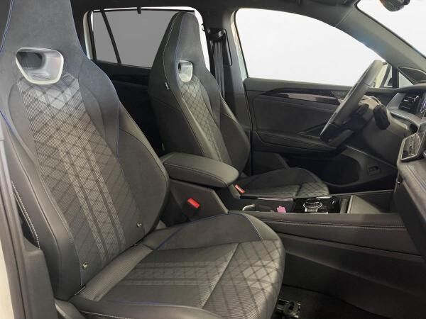 Volkswagen Tayron R-Line 2,0 TDI 4Motion STH H&K AHK Pano