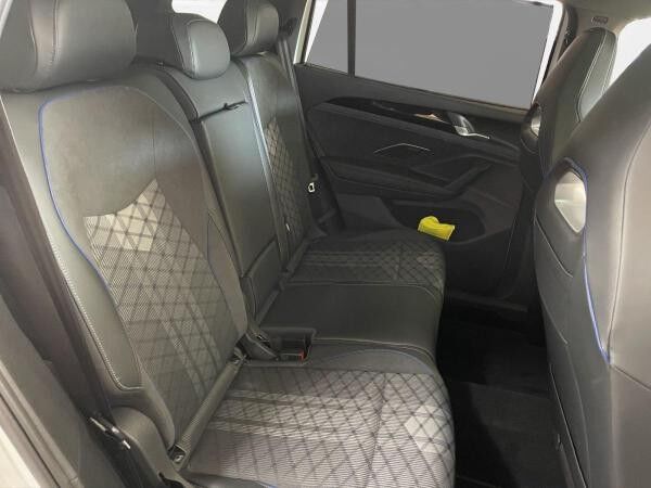 Volkswagen Tayron R-Line 2,0 TDI 4Motion STH H&K AHK Pano