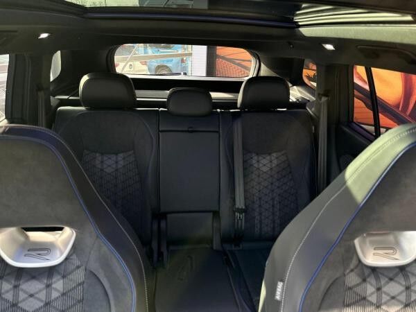 Volkswagen Tayron R-Line 2.0l TDI 4Motion DSG Pano*AHK*IQLight*