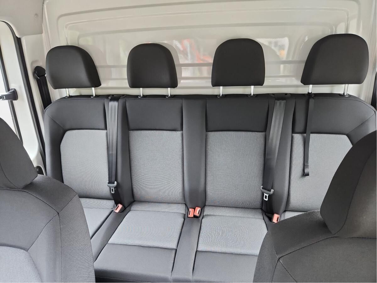 Volkswagen Crafter 35 Pritschenwagen Doppelkabine AHK