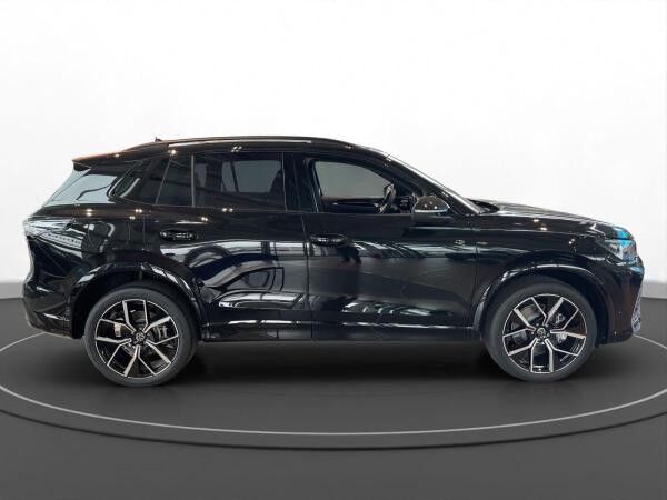 Volkswagen Tiguan R-Line 1,5 eHybrid Infotainment LM"20 AHK