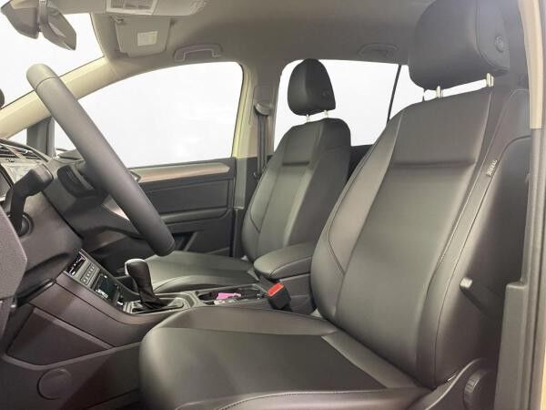 Volkswagen Touran Taxi 2,0 TDI Lagerwagen 3.Sitzreihe DSG
