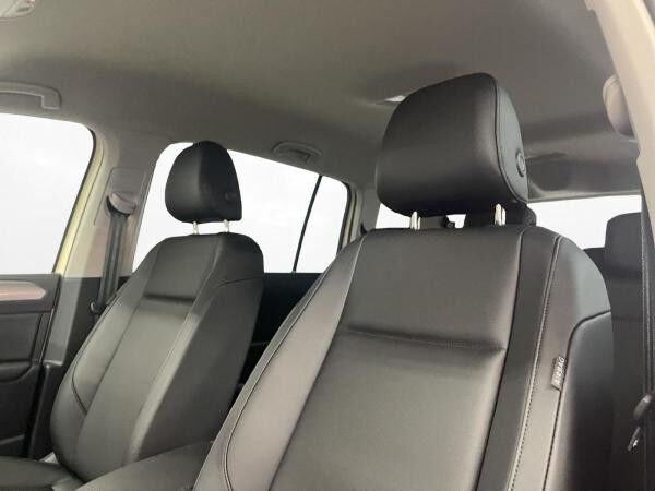 Volkswagen Touran Taxi 2,0 TDI Lagerwagen 3.Sitzreihe DSG