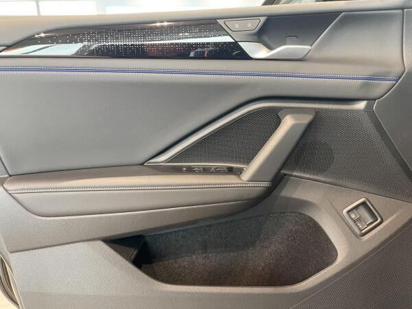 Volkswagen Tiguan R-Line 1,5 eHybrid Infotainment LM"20 AHK