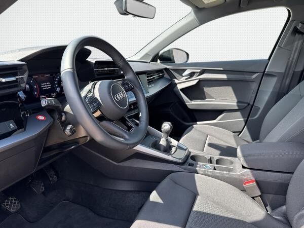 Audi A3 Sportback Advanced 30 TDI GRA CARPLAY LED PDC **SOFORT VERFÜGBAR!!**