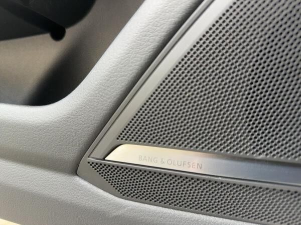 Audi A6 Avant 50 TDI qu. sport Head-Up Pano B&O Kamera