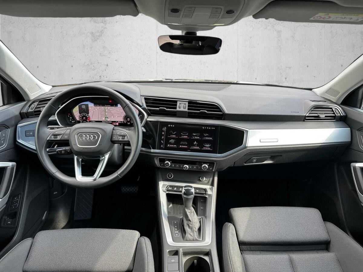 Audi Q3 Sportback 35 TFSI S line *Matrix*AHK*Navi*