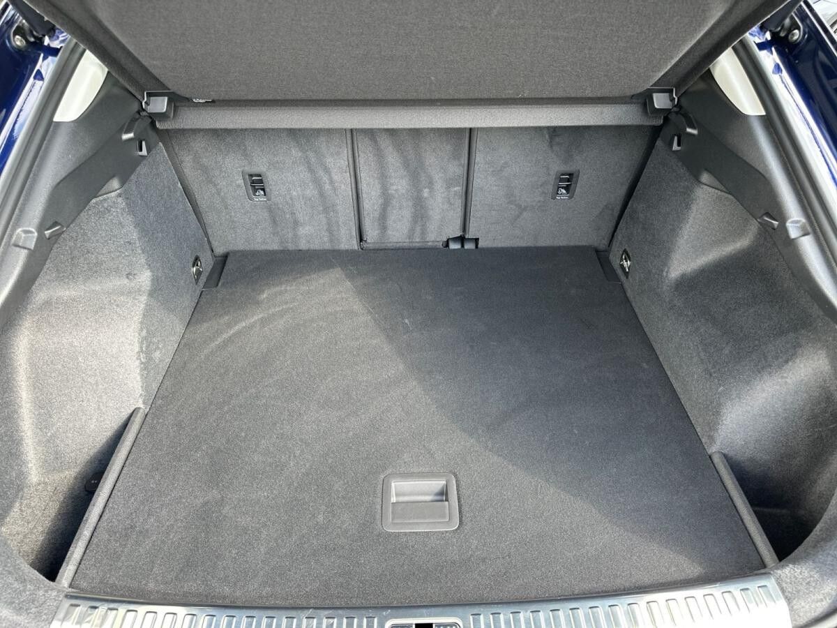 Audi Q3 Sportback 35 TFSI S line *Matrix*AHK*Navi*