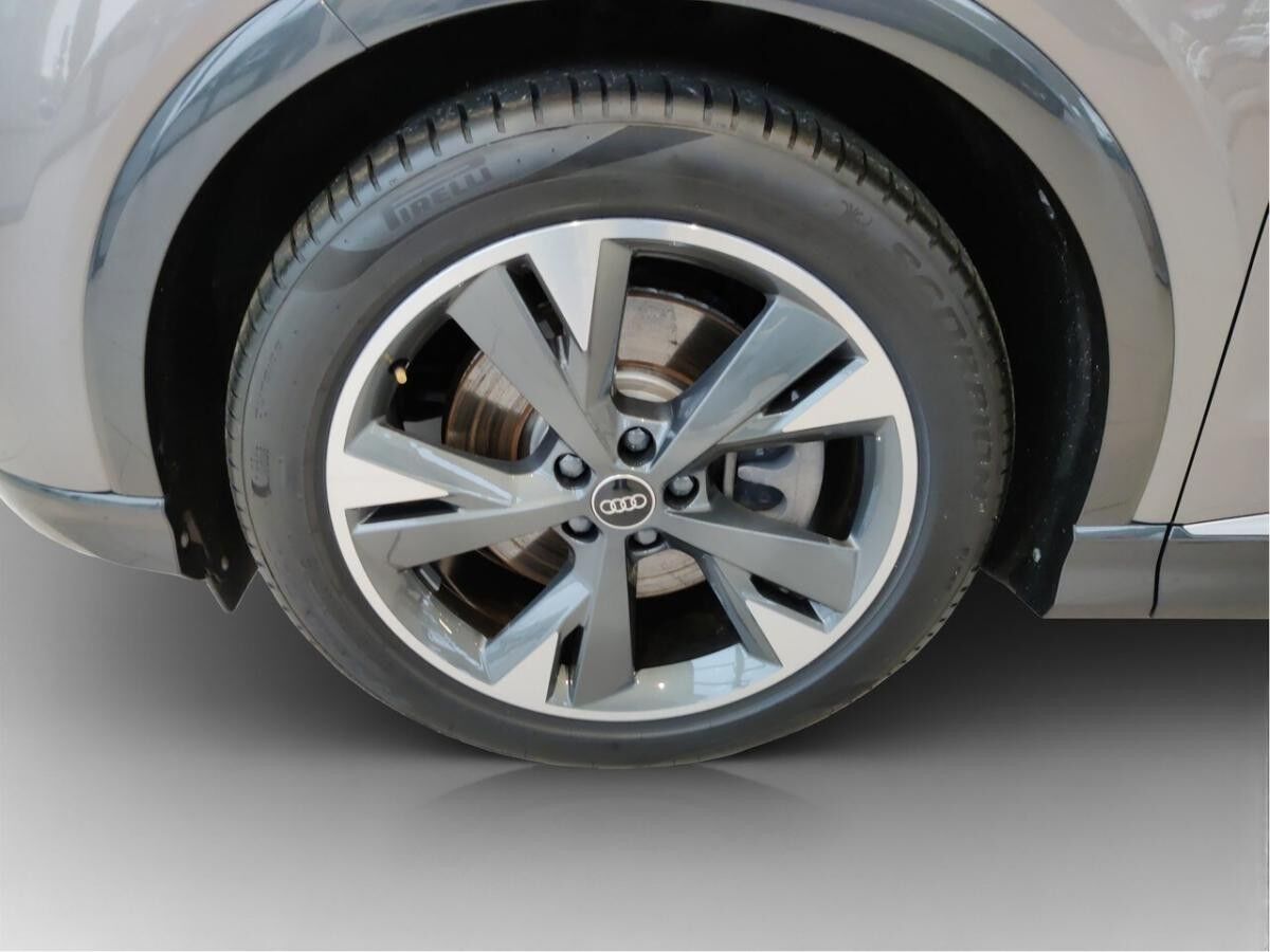 Audi Q4 e-tron 45 quattro S line, AHK, Matrix, SONOS