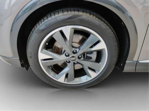 Audi Q4 e-tron 45 quattro S line, AHK, Matrix, SONOS