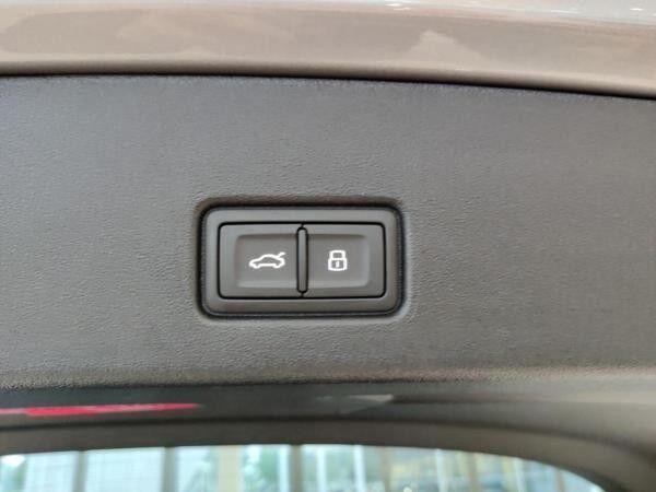Audi Q4 e-tron 45 quattro S line, AHK, Matrix, SONOS