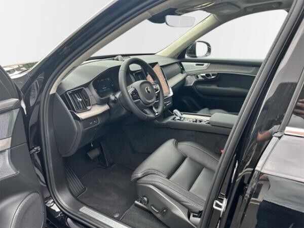 Volvo XC90 Recharge T8 AWD Ultra Bright 7-Sitzer*Lager Aktion*