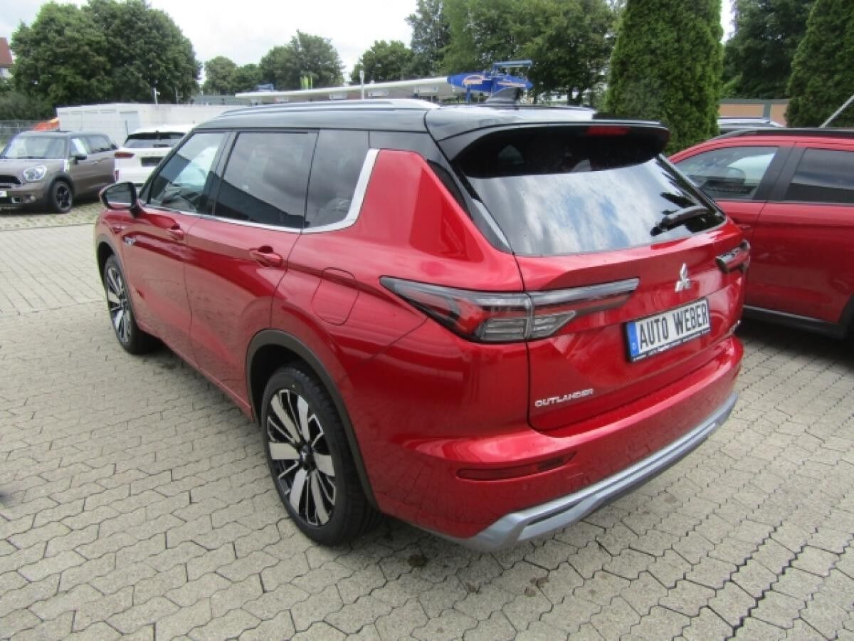 Mitsubishi Outlander Plug-in Hybrid 2.4 TOP Luxury-Paket ACC NAVI LED PANORAMA SHZ