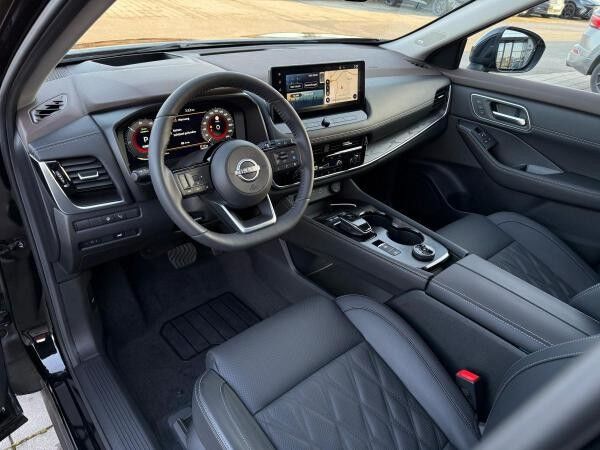 Nissan X-Trail Tekna+ 1.5 e-POWER e-4ORCE 157kW 4x4 (UVP 61.490€/Alles inklusive) 7-Sitzer/PANO/BOSE/MEMORY/NAV/PIL