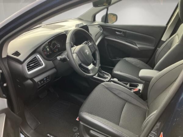 Suzuki S-Cross Comfort+ 1.5 Hybrid Allgrip  Navi mit 360°Kamera + Panoarmadach