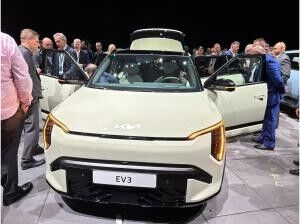 Kia EV3 81,4 kWh FWD Air *Wärmepumpe*Sitzheizung*