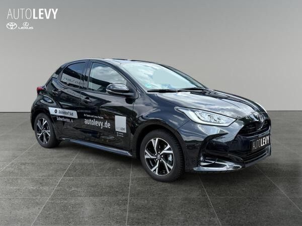 Toyota Yaris Hybrid Teamplayer *KAMERA*