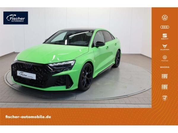 Audi RS3 Limousine TFSI quattro 280 km/h