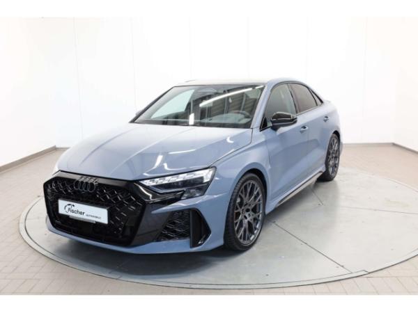 Audi RS3 Limousine TFSI quattro 280 km/h