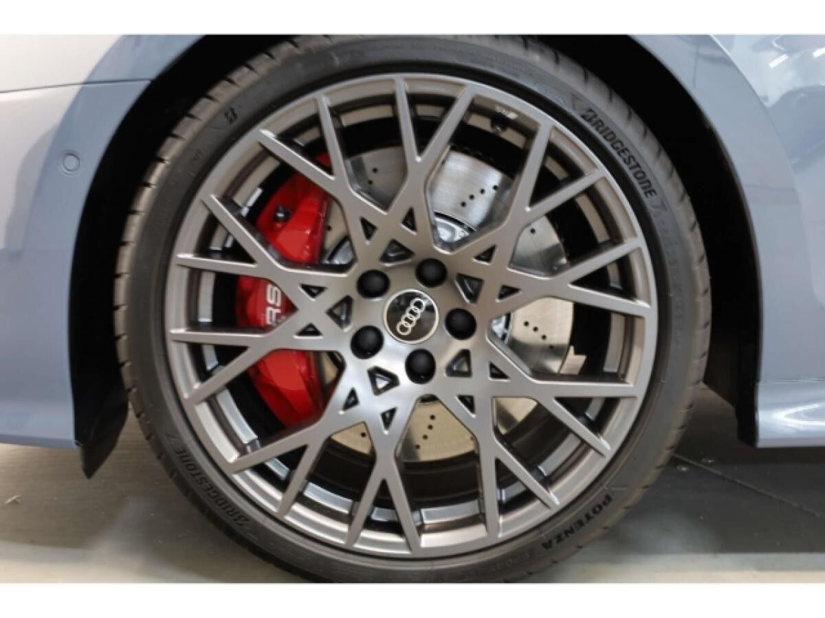 Audi RS3 Limousine TFSI quattro 280 km/h