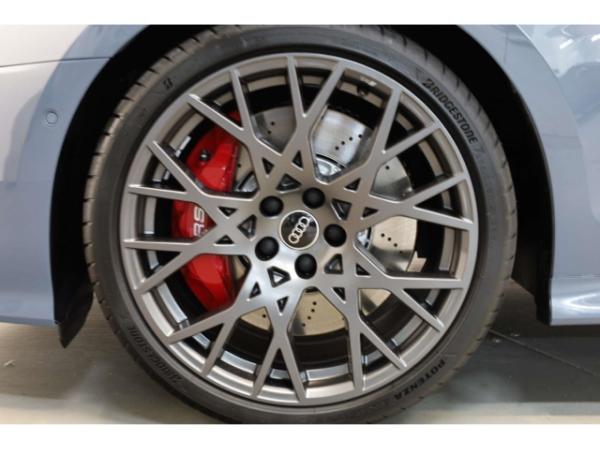 Audi RS3 Limousine TFSI quattro 280 km/h