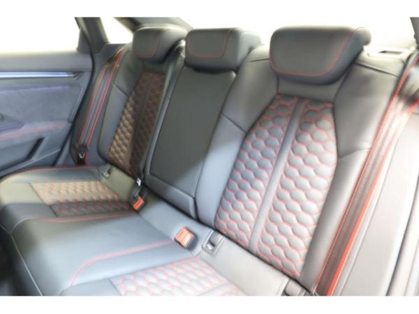 Audi RS3 Limousine TFSI quattro 280 km/h