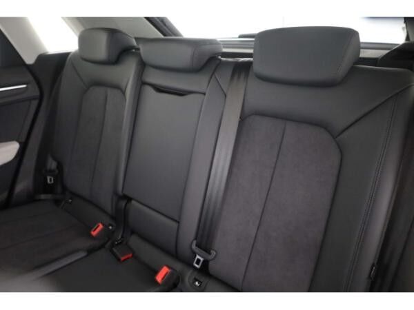 Audi Q3 40 TFSI quattro S line AHK/19''/StHz/ACC/Virt+