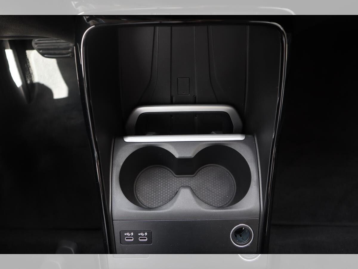 BMW 218 i Active Tourer/RFK/SHZ/AHK