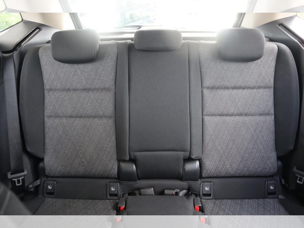 BMW 218 i Active Tourer/RFK/SHZ/AHK